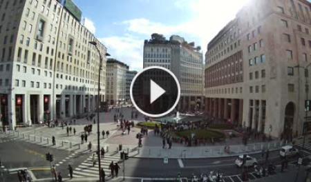【LIVE】 Milano - Piazza San Babila | SkylineWebcams